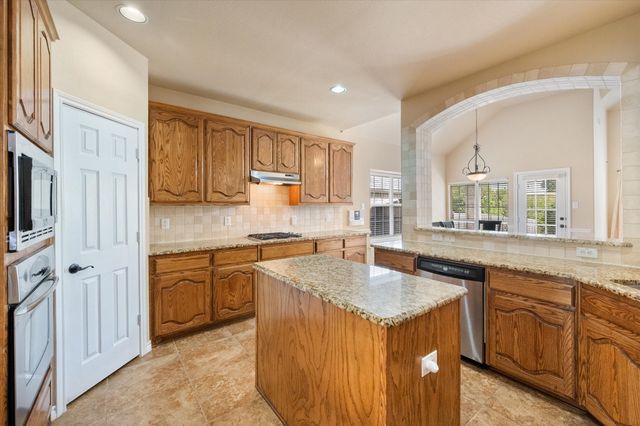 4828 Tarragon Lane, Grand Prairie, TX 75052
