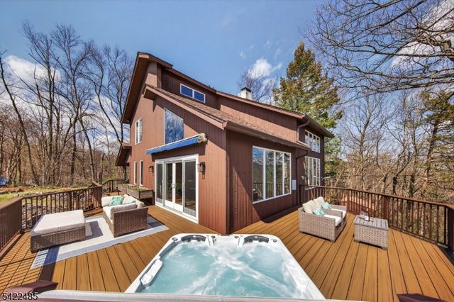 32 Evergreen Trl, Vernon Twp., NJ 07462