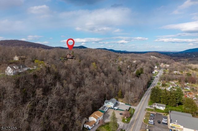 32 Evergreen Trl, Vernon Twp., NJ 07462