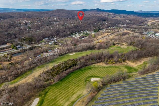 32 Evergreen Trl, Vernon Twp., NJ 07462