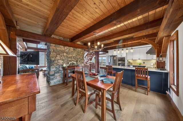 32 Evergreen Trl, Vernon Twp., NJ 07462