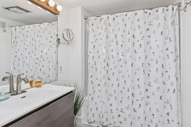 5047 Williston Road, Williston, VT 05495