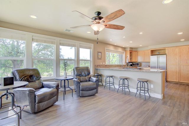 18525 Farquhar Rd, Cottonwood, CA 96022