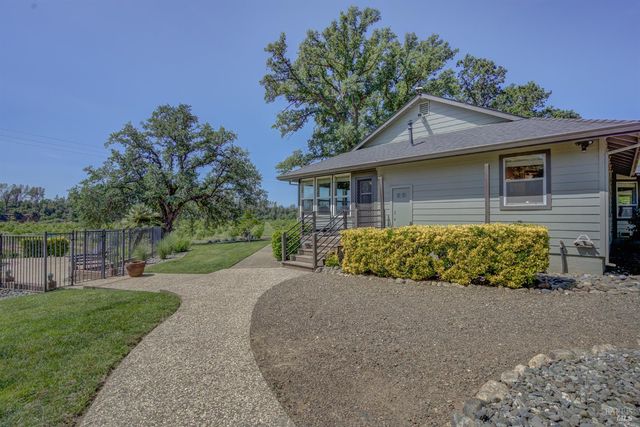 18525 Farquhar Rd, Cottonwood, CA 96022