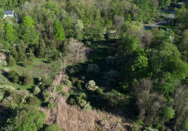 6 Hidden Valley Rd, Andover Twp., NJ 07860
