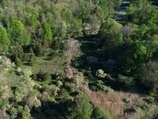 6 Hidden Valley Rd, Andover Twp., NJ 07860