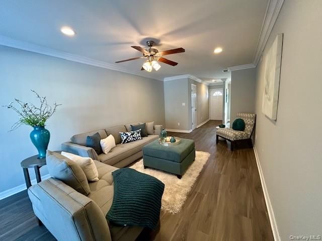 44 Mainsail Drive 2-44, Patchogue, NY 11772