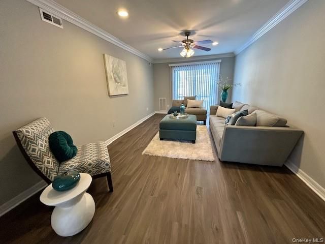 44 Mainsail Drive 2-44, Patchogue, NY 11772