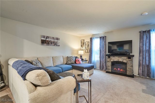 795 Pine Spring Drive, Painesville, OH 44077