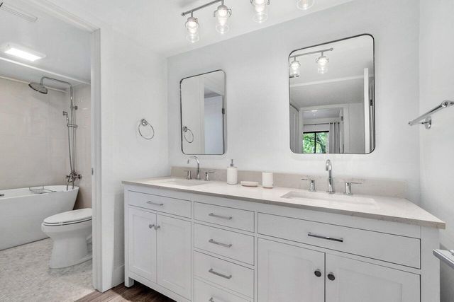 11863 Wimbledon Circle 504, Wellington, FL 33414