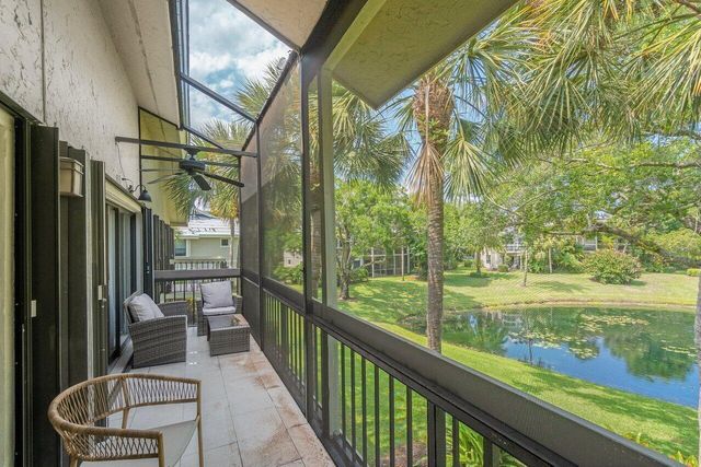 11863 Wimbledon Circle 504, Wellington, FL 33414
