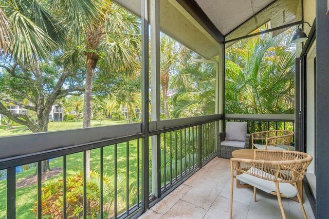 11863 Wimbledon Circle 504, Wellington, FL 33414