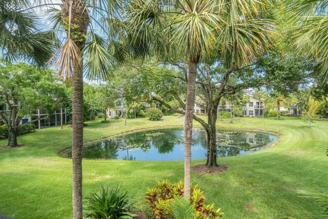 11863 Wimbledon Circle 504, Wellington, FL 33414