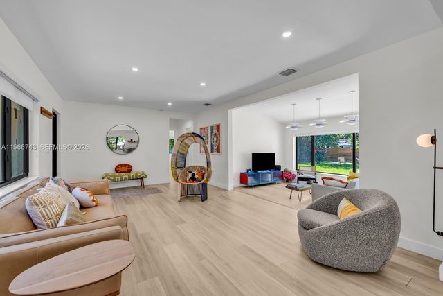 126 NW 107th St, Miami Shores, FL 33168