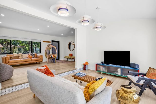 126 NW 107th St, Miami Shores, FL 33168