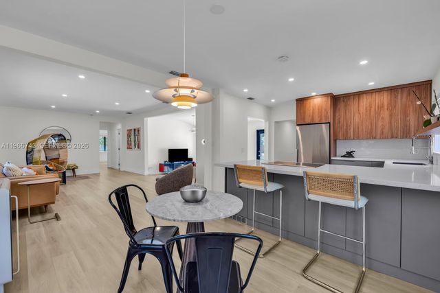 126 NW 107th St, Miami Shores, FL 33168