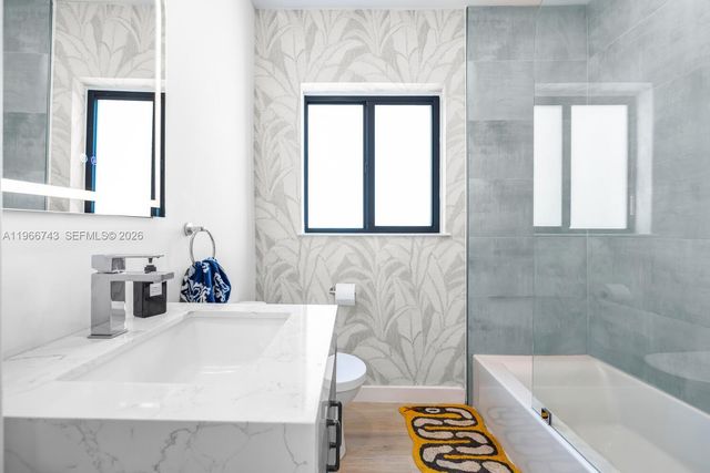 126 NW 107th St, Miami Shores, FL 33168