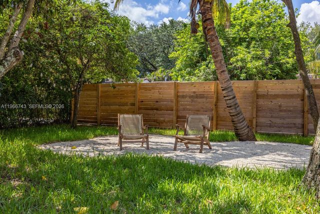 126 NW 107th St, Miami Shores, FL 33168