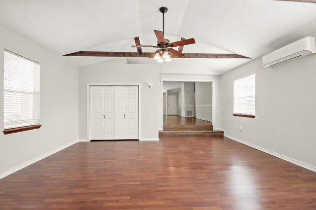 30935 Towering Oaks Drive, Magnolia, TX 77355