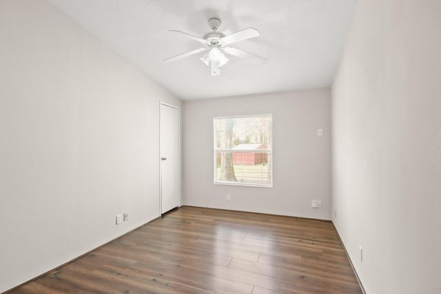 30935 Towering Oaks Drive, Magnolia, TX 77355