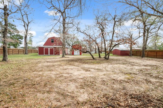 30935 Towering Oaks Drive, Magnolia, TX 77355