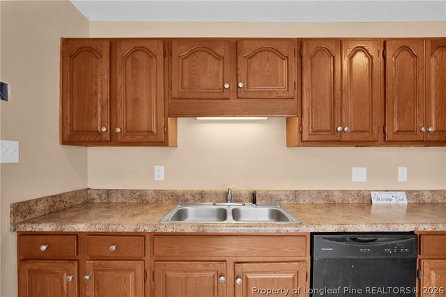 1509 Londonderry Place, Fayetteville, NC 28303