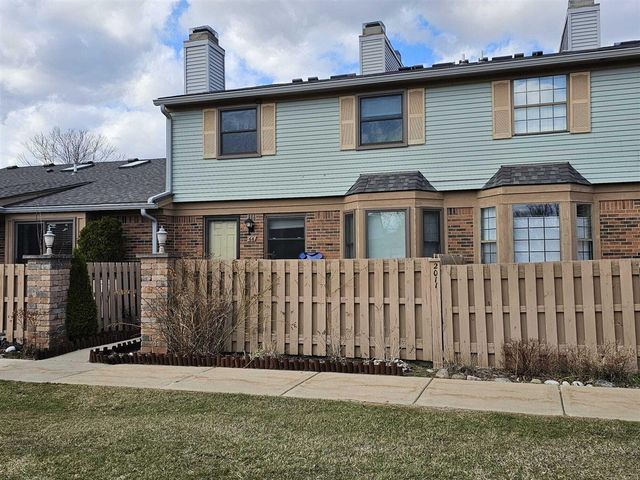 2011 Vine Way Drive Unit: 66, Canton, MI 48188