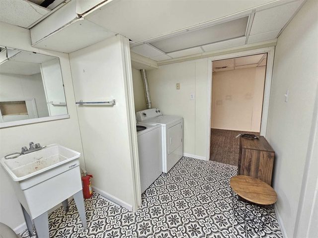 2011 Vine Way Drive Unit: 66, Canton, MI 48188