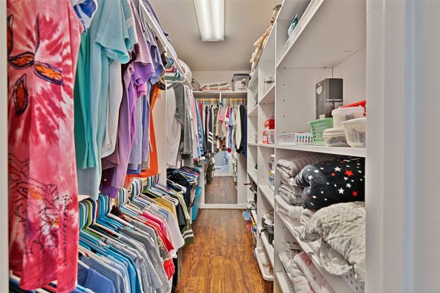 704 Hyde Park Boulevard, Cleburne, TX 76033