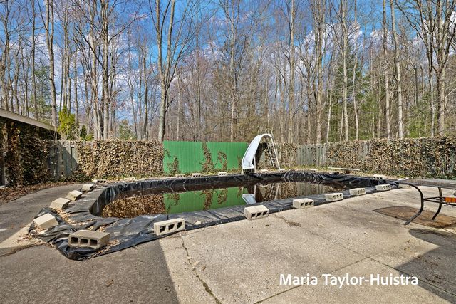 17690 Jordan Lane, Spring Lake, MI 49456