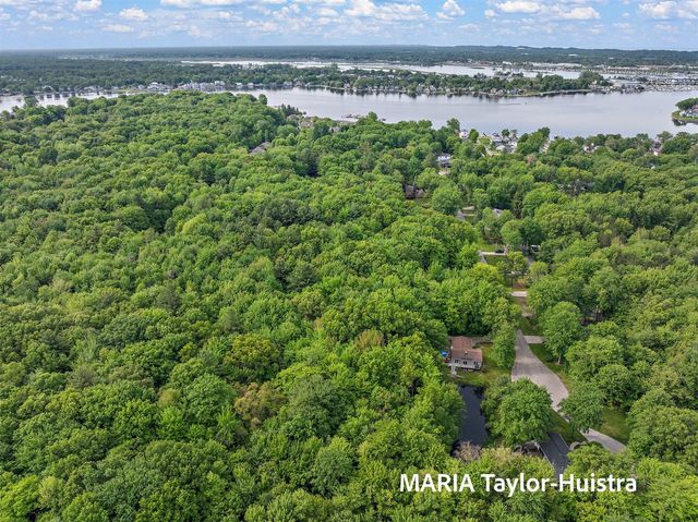 17690 Jordan Lane, Spring Lake, MI 49456