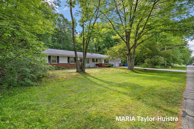 17690 Jordan Lane, Spring Lake, MI 49456