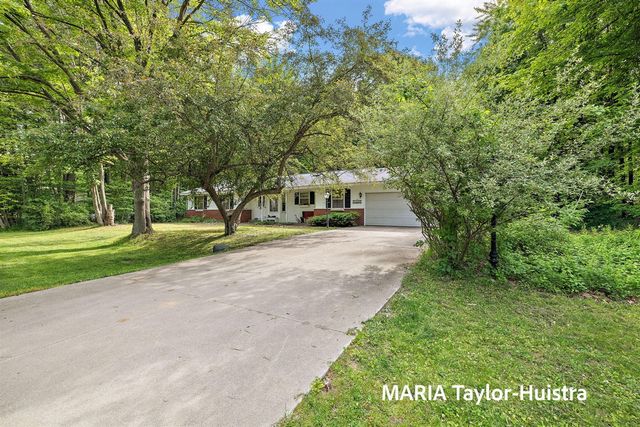 17690 Jordan Lane, Spring Lake, MI 49456