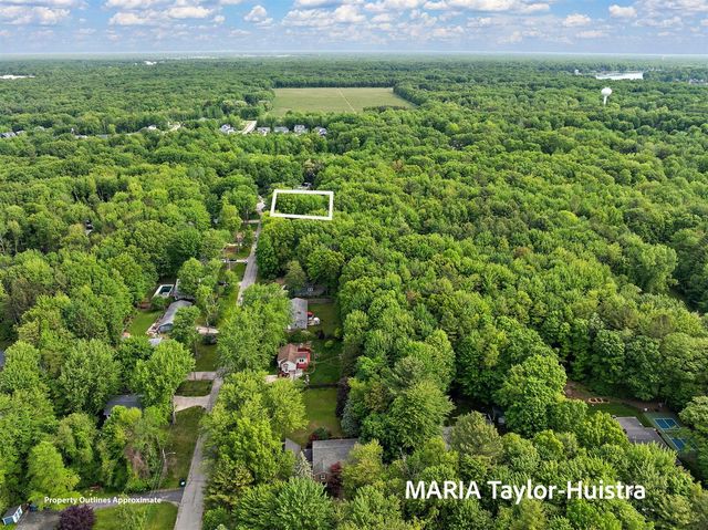 17690 Jordan Lane, Spring Lake, MI 49456