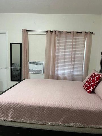 730 SW 10th Street 1, Miami, FL 33130