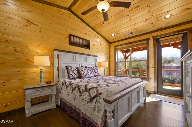 4521 Shangrila Way, Sevierville, TN 37876
