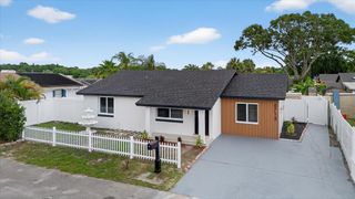 6715 WILLOW SPRING COURT, Tampa, FL 33615