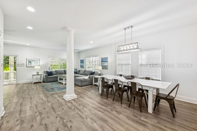 8 Henry Ln, Hilton Head Island, SC 29928