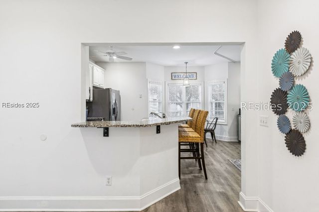 8 Henry Ln, Hilton Head Island, SC 29928