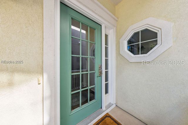 8 Henry Ln, Hilton Head Island, SC 29928