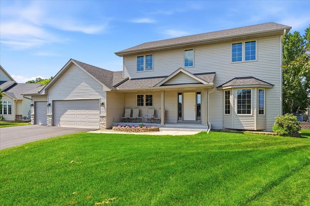 1364 Pond Circle, Waconia, MN 55387