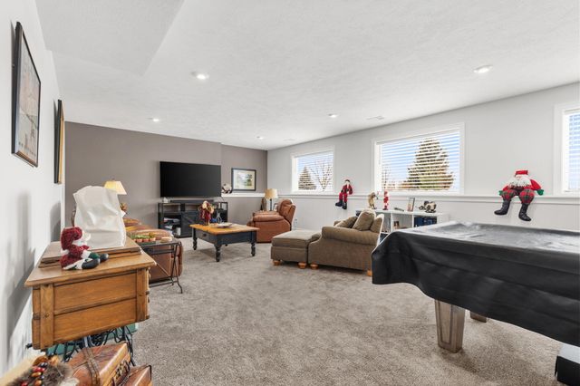 1794 Portadown Road Sw, Byron Twp, MI 49315