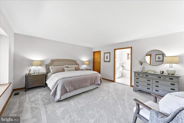 101 HARVEY LN, Chadds Ford, PA 19317