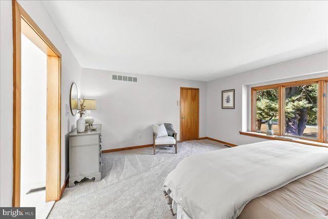 101 HARVEY LN, Chadds Ford, PA 19317