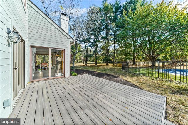 101 HARVEY LN, Chadds Ford, PA 19317