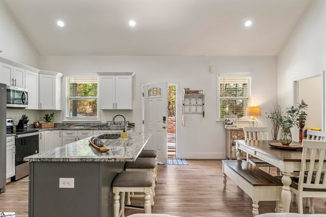 128 Hard Cash Lane, Fair Play, SC 29643