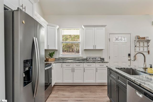 128 Hard Cash Lane, Fair Play, SC 29643