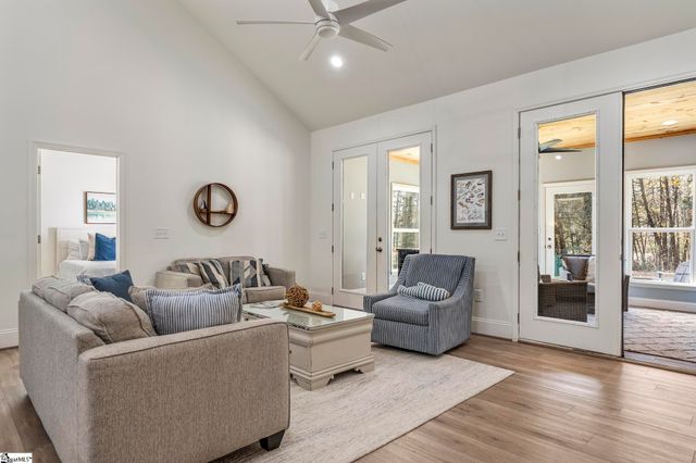 128 Hard Cash Lane, Fair Play, SC 29643