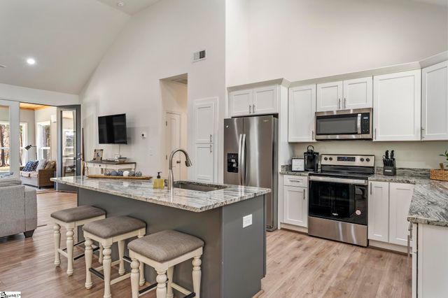 128 Hard Cash Lane, Fair Play, SC 29643