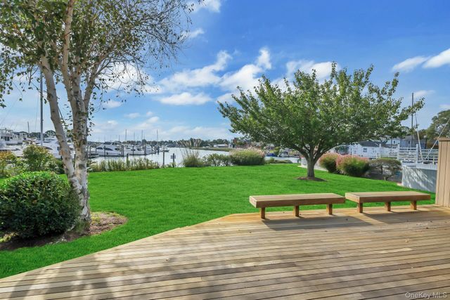 340 Robinson Road, Greenport, NY 11944